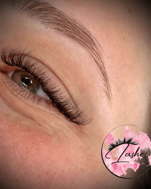 Light Volume / Mascara Look